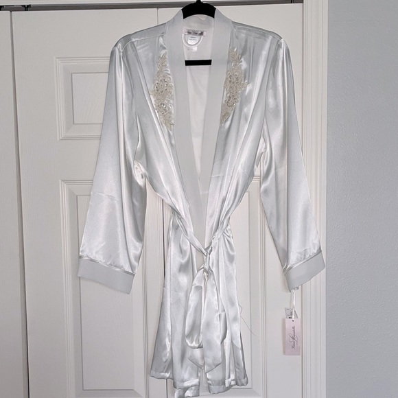 Midnight Short Wrap Robe - Picture 3 of 9